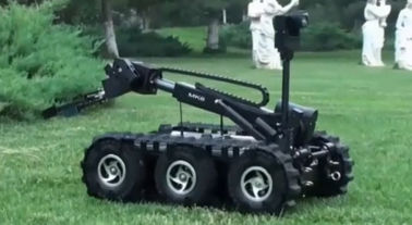 精密140kgローディングの能力黒色の機械化の不発弾処理のロボット